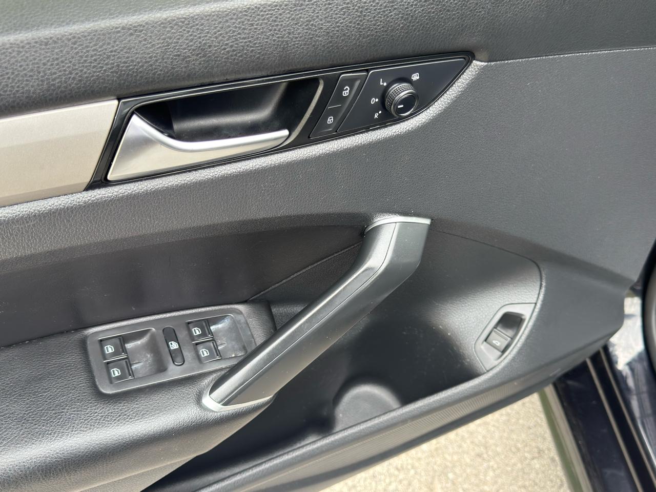 Volkswagen Passat SE 2021