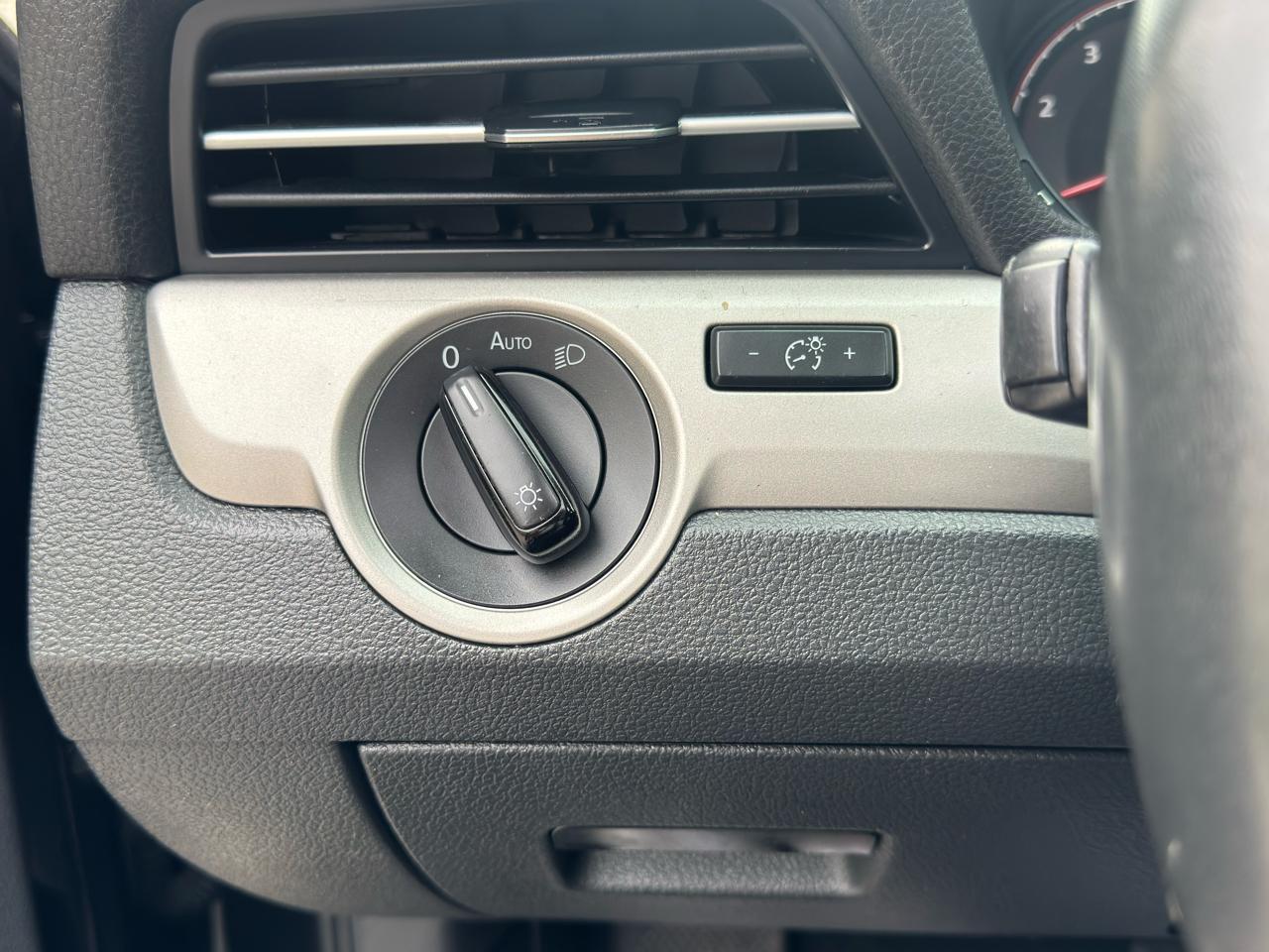 Volkswagen Passat SE 2021