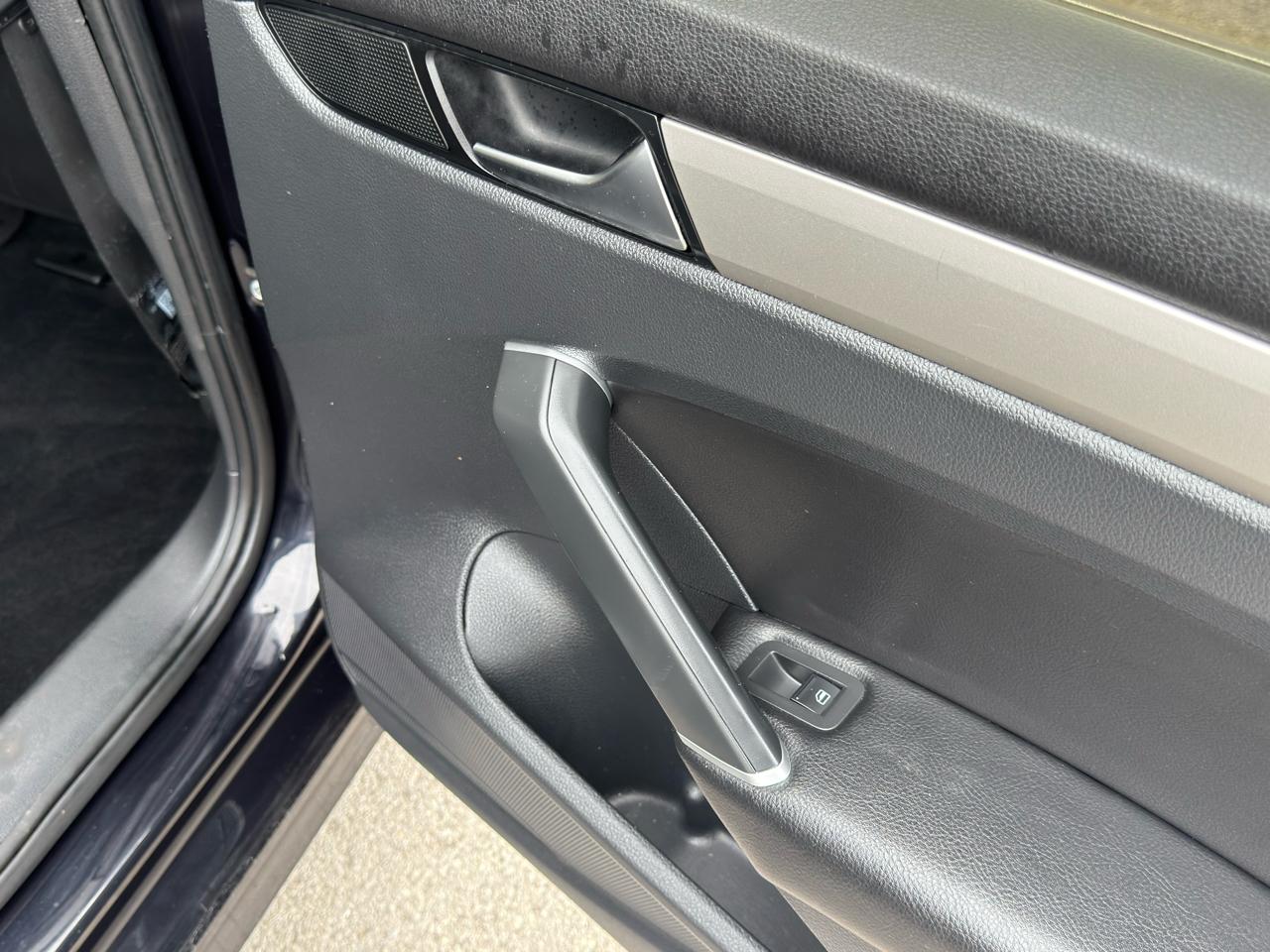 Volkswagen Passat SE 2021