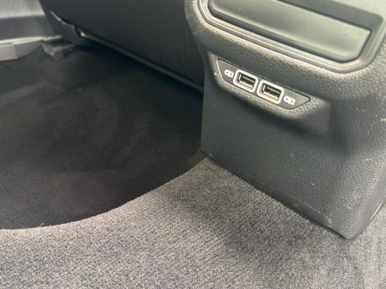 Volkswagen Passat SE 2021