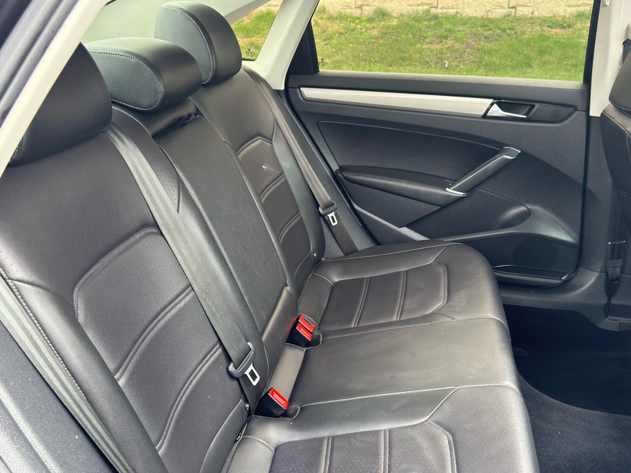 Volkswagen Passat SE 2021