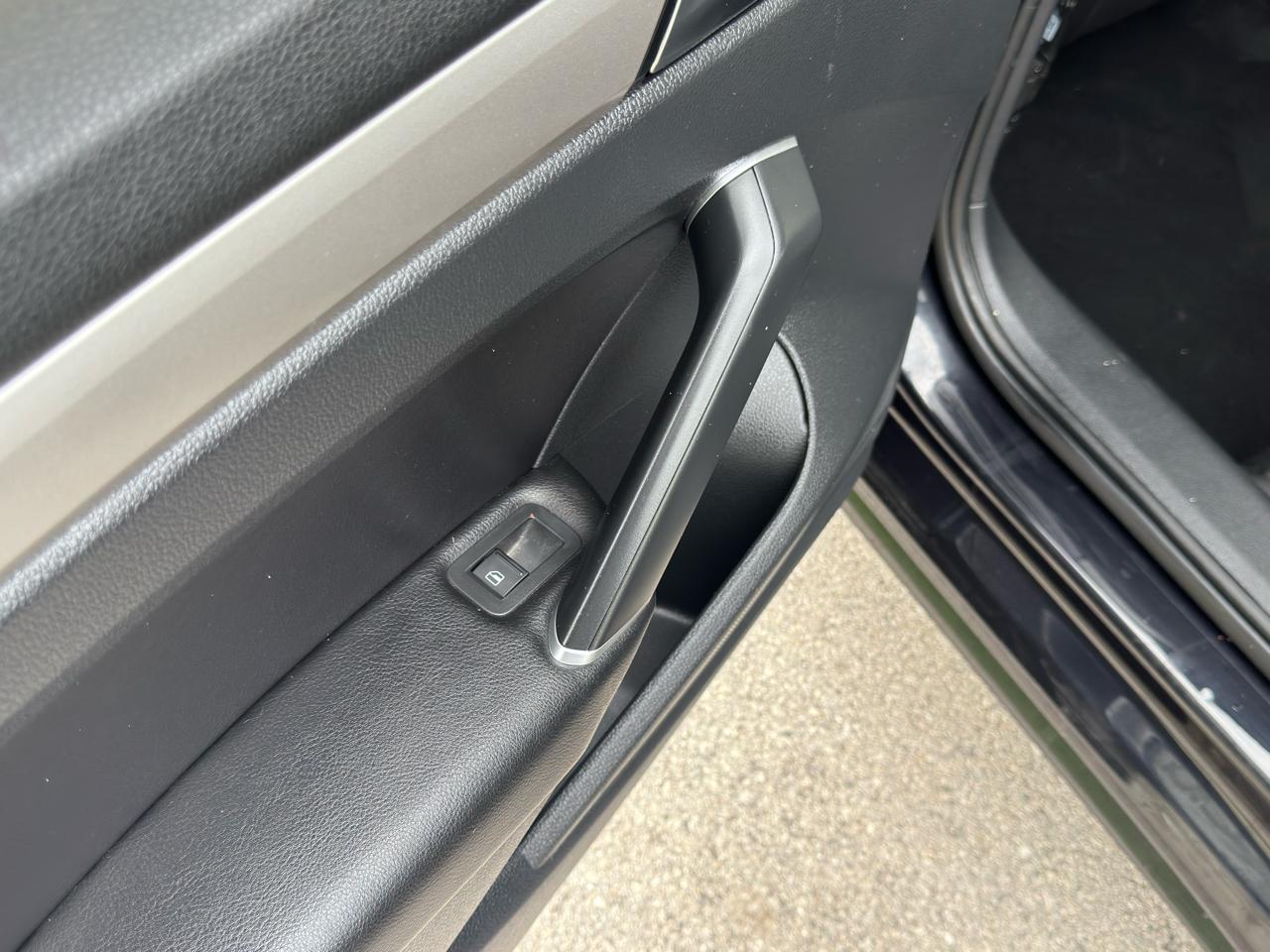 Volkswagen Passat SE 2021