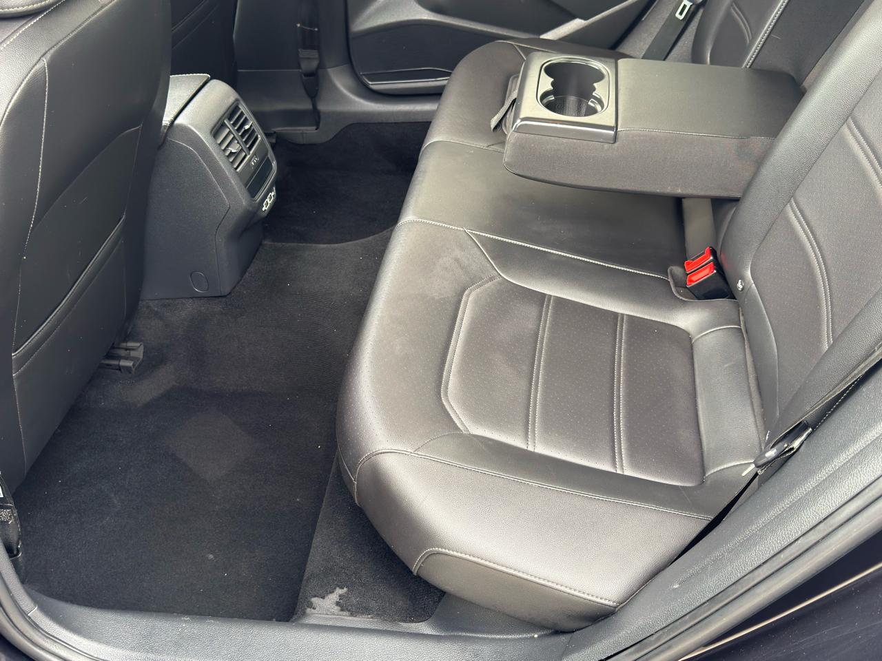 Volkswagen Passat SE 2021