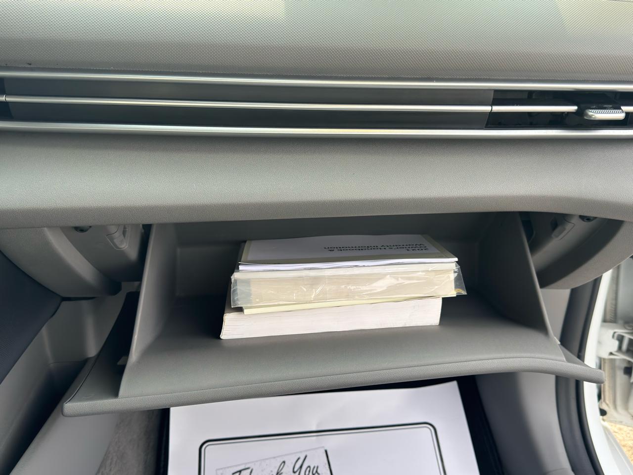 Hyundai Elantra  2021