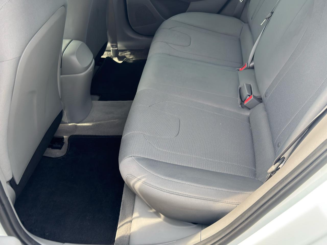 Hyundai Elantra  2021