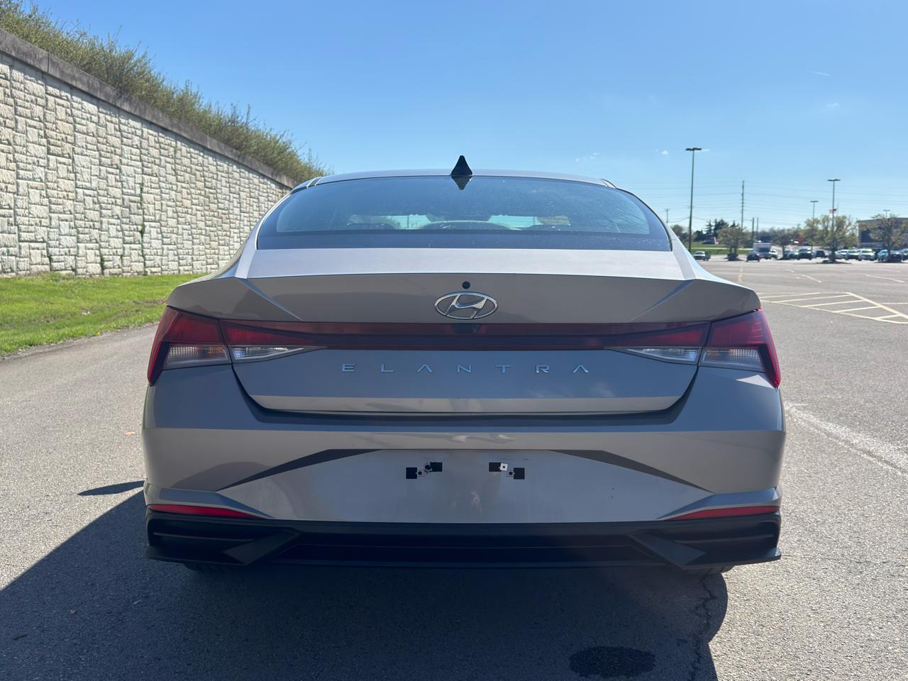 Hyundai Elantra SEL 2023