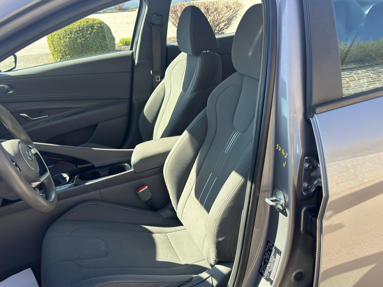 Hyundai Elantra SEL 2023