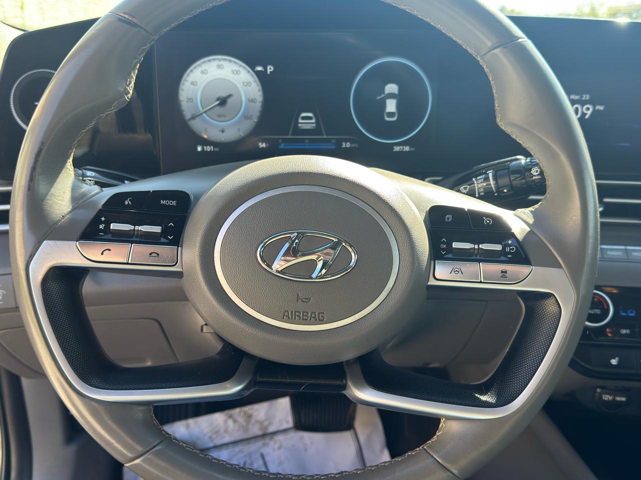 Hyundai Elantra SEL 2023