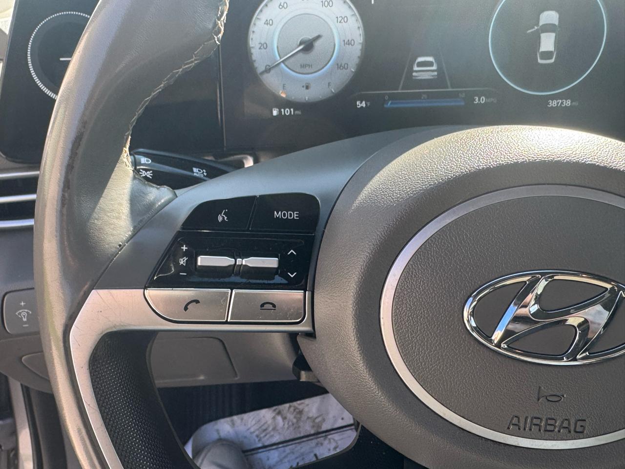 Hyundai Elantra SEL 2023