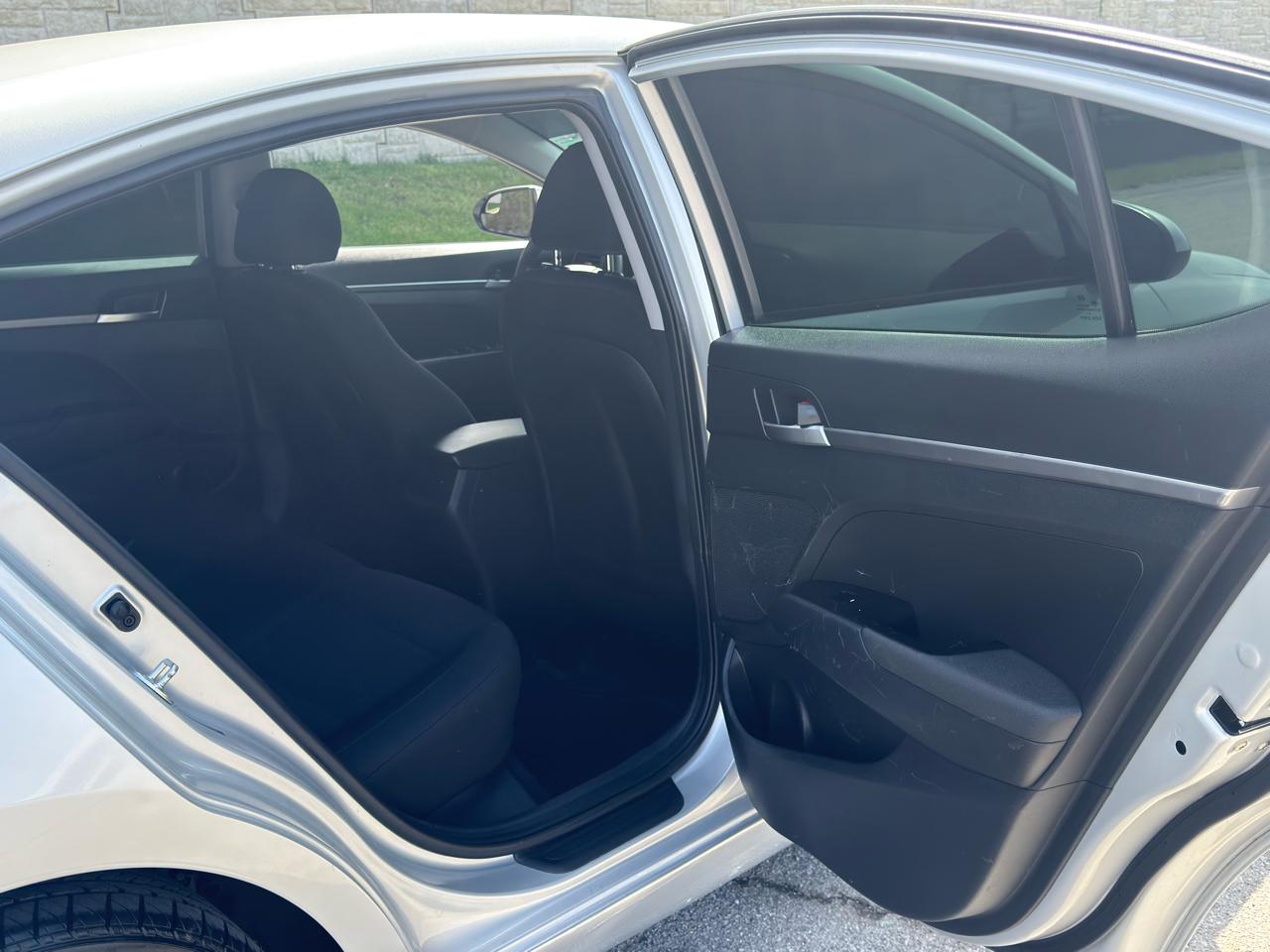 Hyundai Elantra  2020