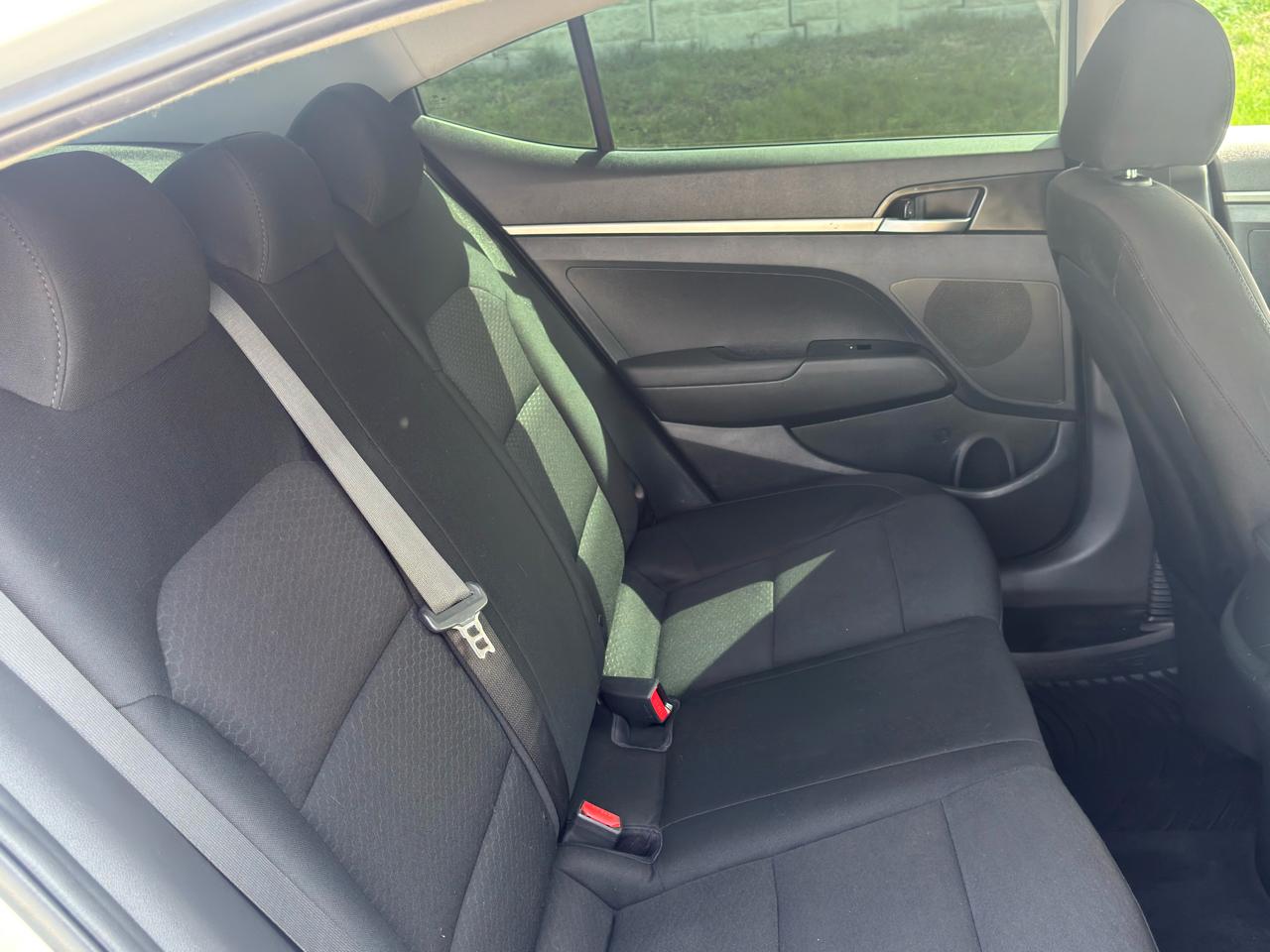 Hyundai Elantra  2020