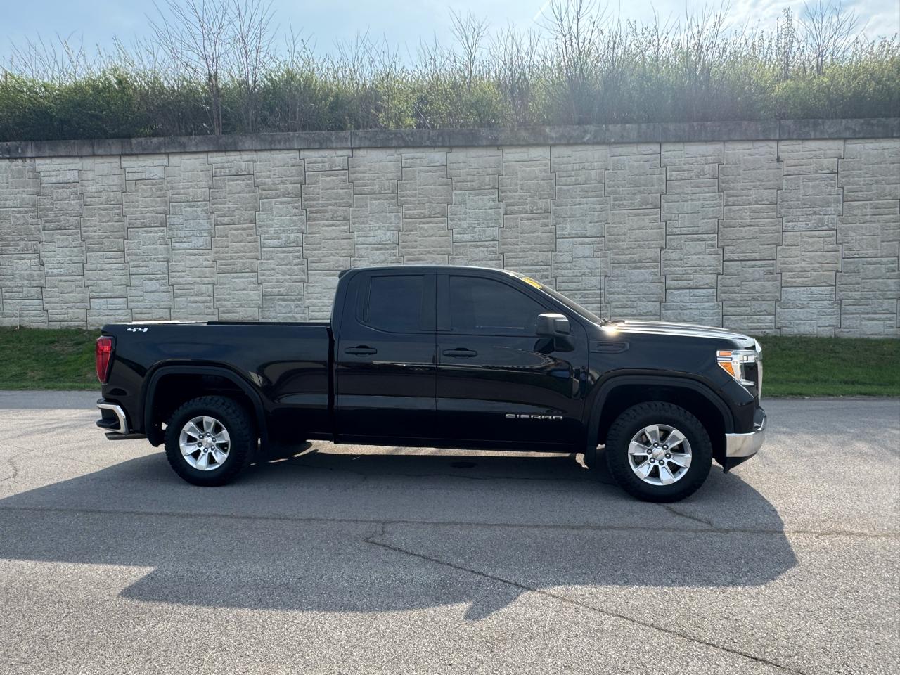 GMC Sierra 1500 Base 2021