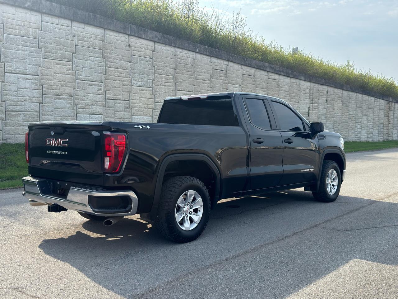 GMC Sierra 1500 Base 2021