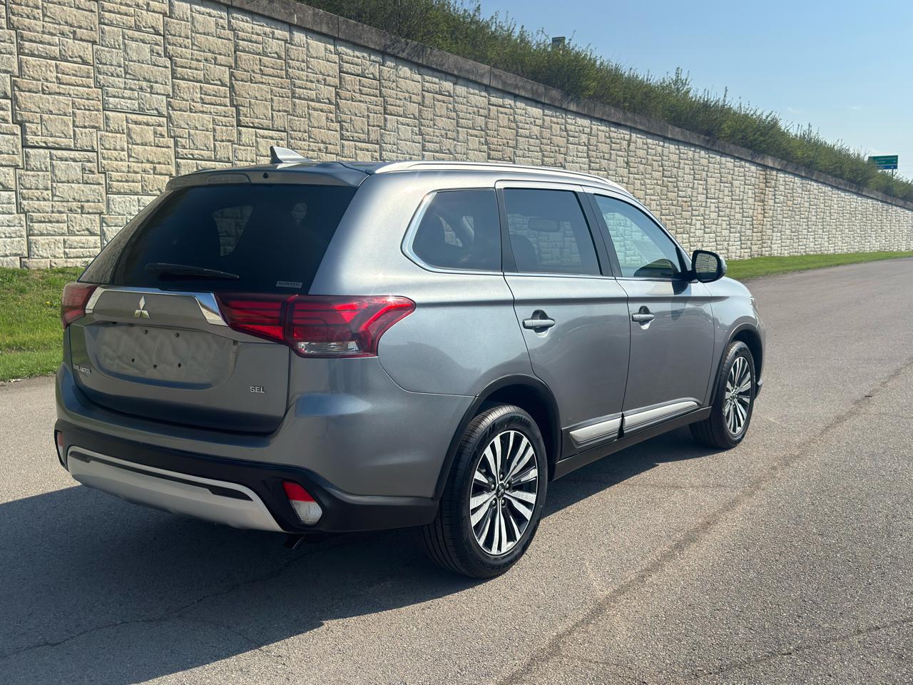 Mitsubishi Outlander SEL 2020