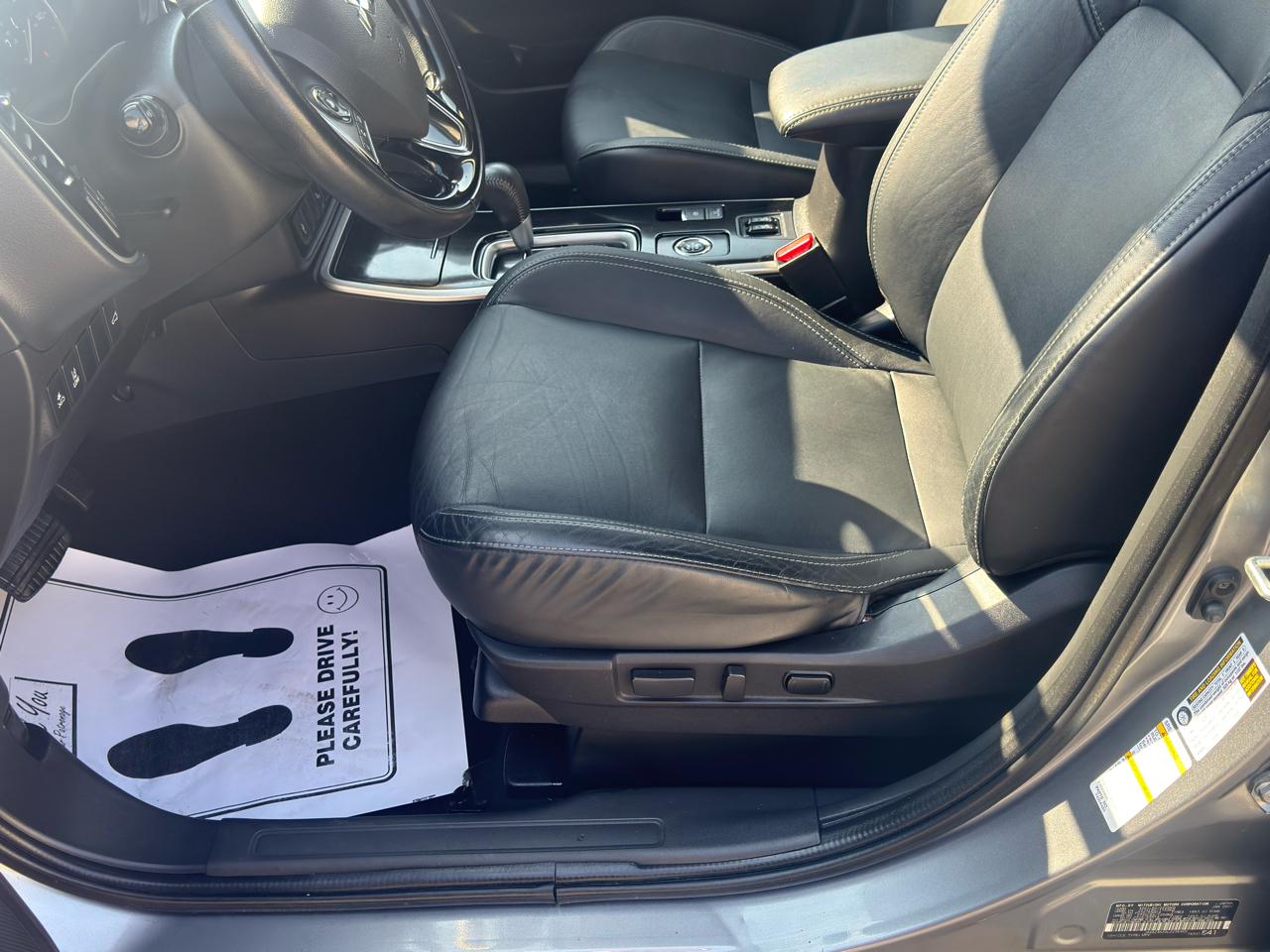 Mitsubishi Outlander SEL 2020