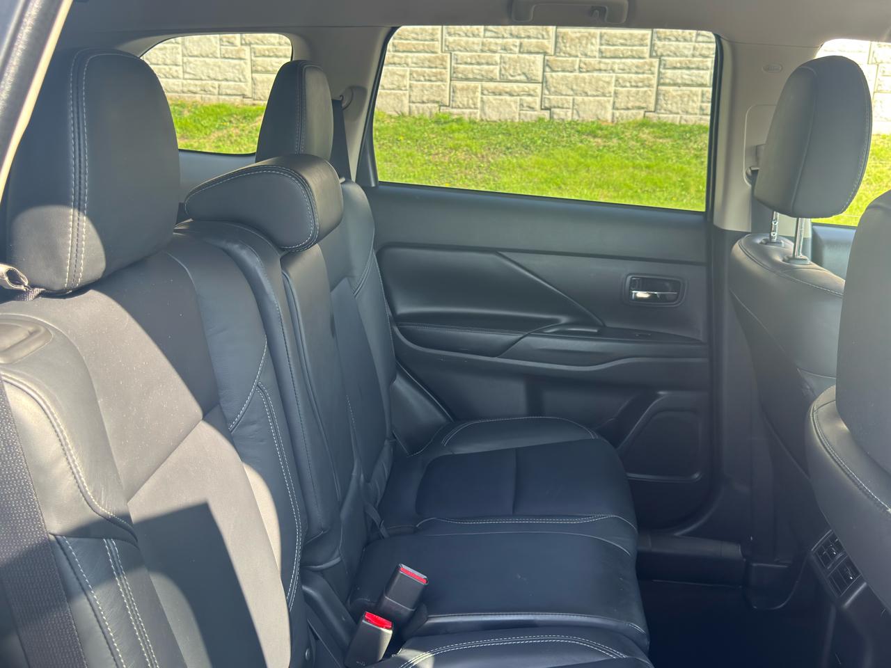 Mitsubishi Outlander SEL 2020