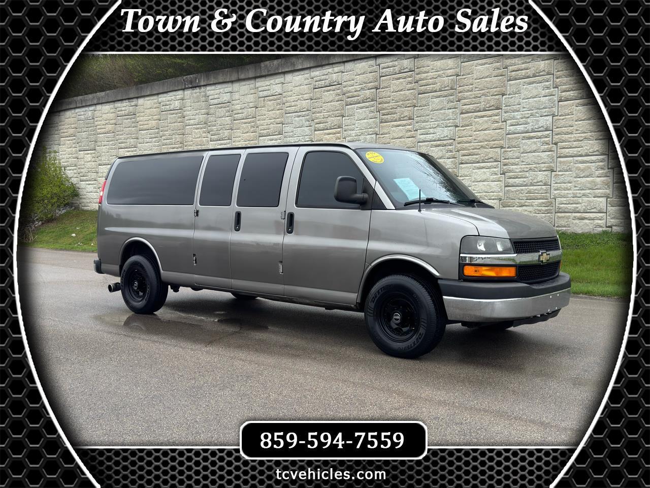 2013 Chevrolet Express Passenger LT 3500