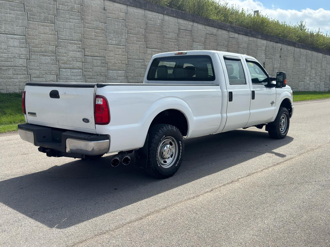 Ford Super Duty F-250 SRW  2015