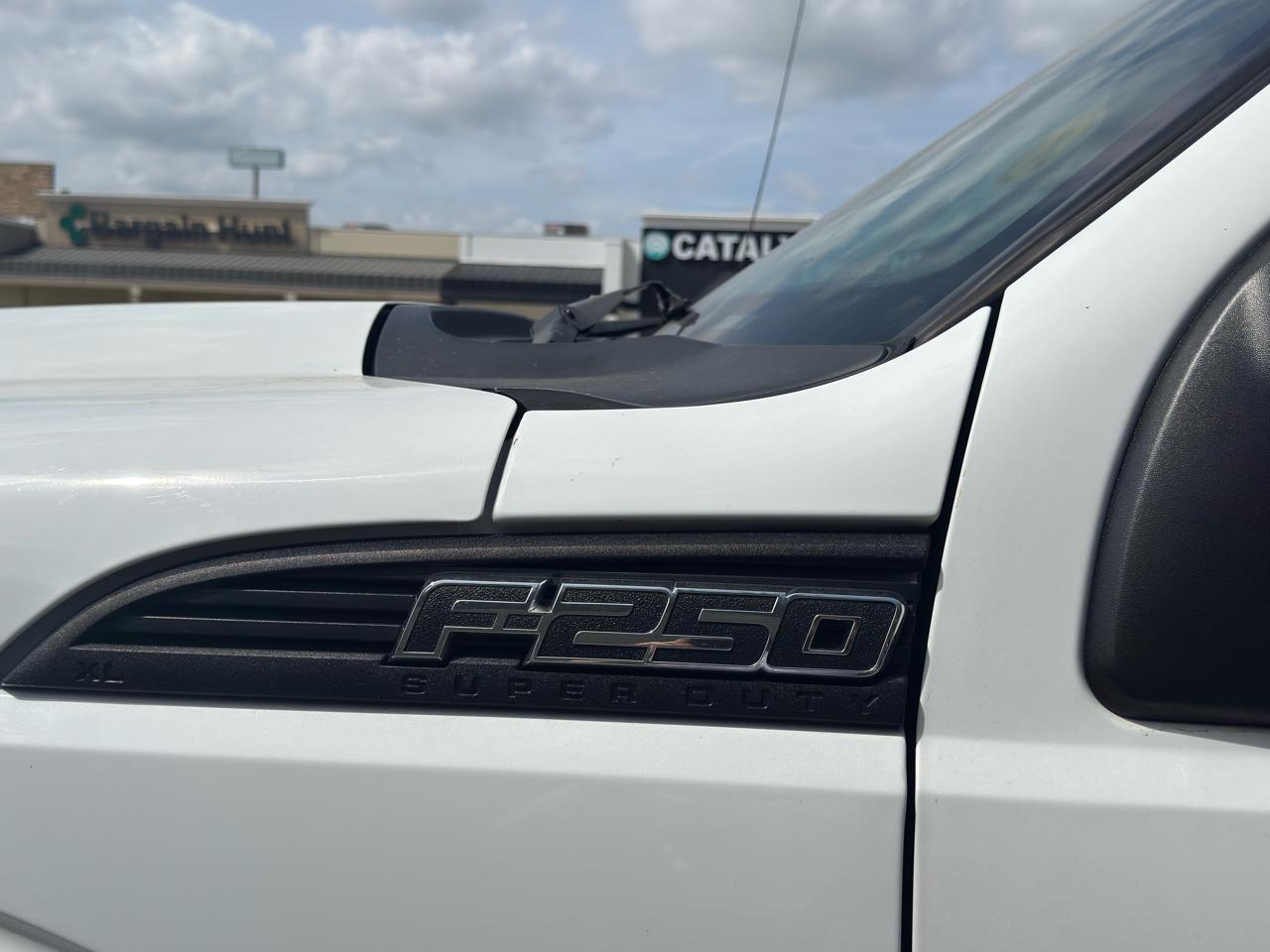 Ford Super Duty F-250 SRW  2015