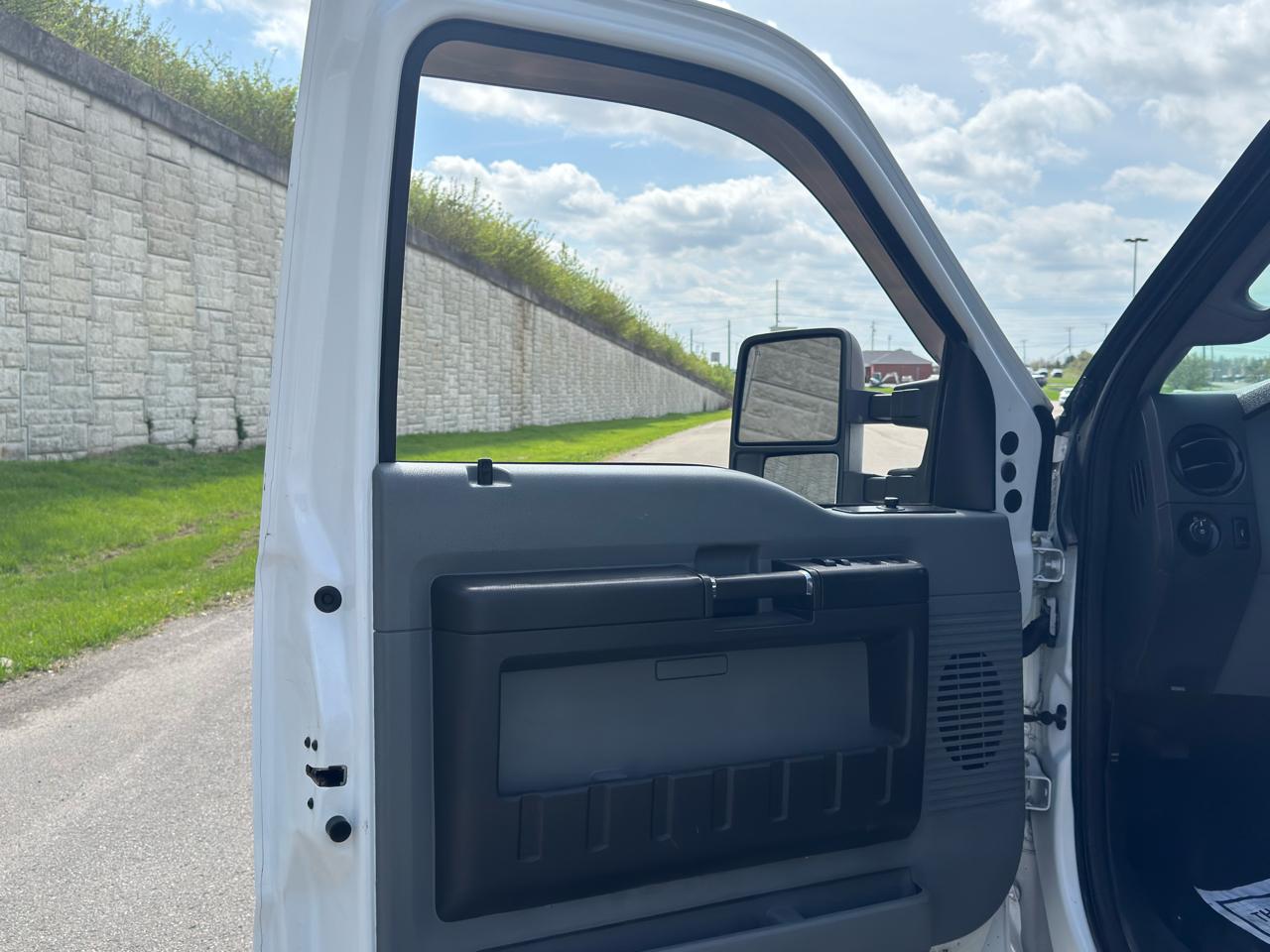 Ford Super Duty F-250 SRW  2015