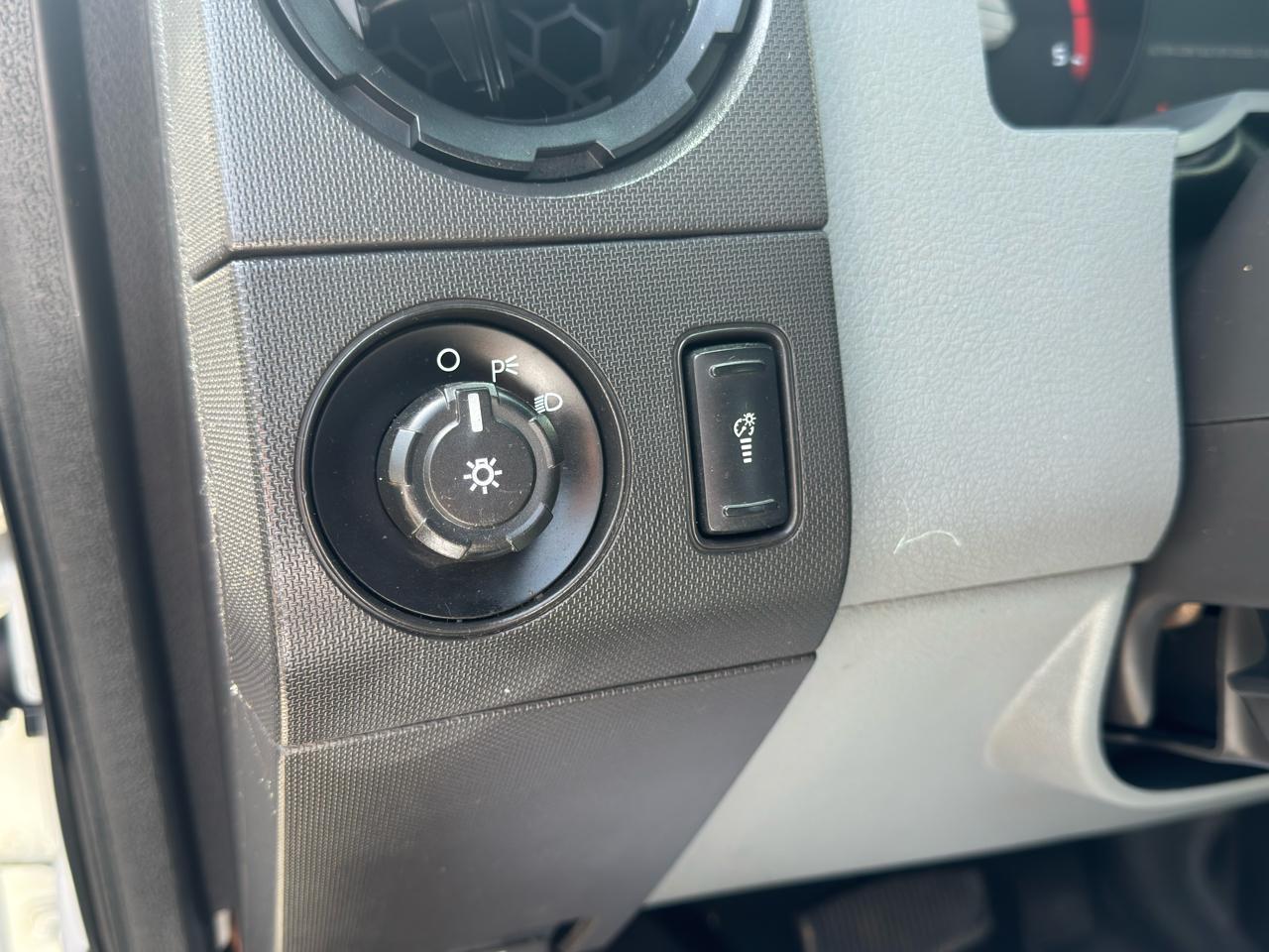 Ford Super Duty F-250 SRW  2015