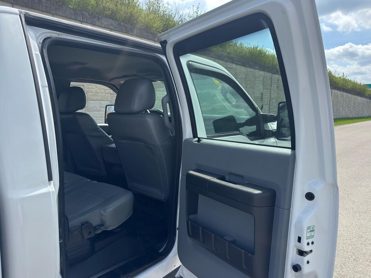 Ford Super Duty F-250 SRW  2015