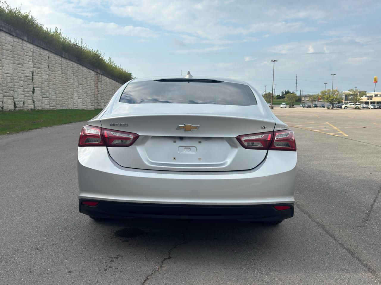 Chevrolet Malibu  2021