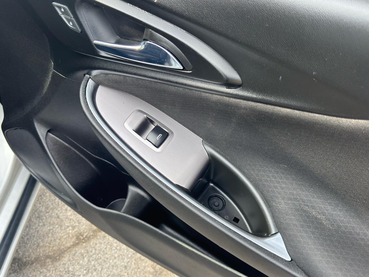 Chevrolet Malibu  2021