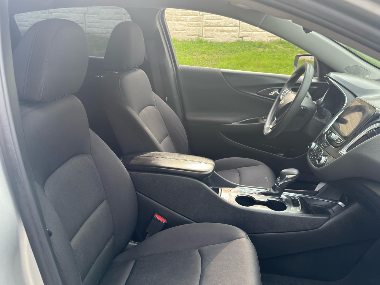 Chevrolet Malibu  2021