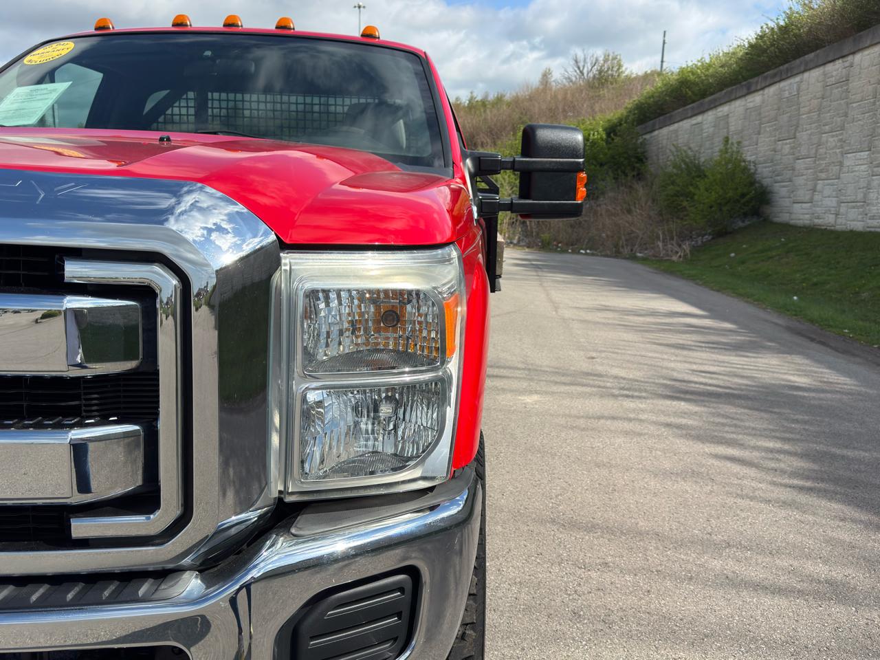 Ford Super Duty F-250 SRW  2011