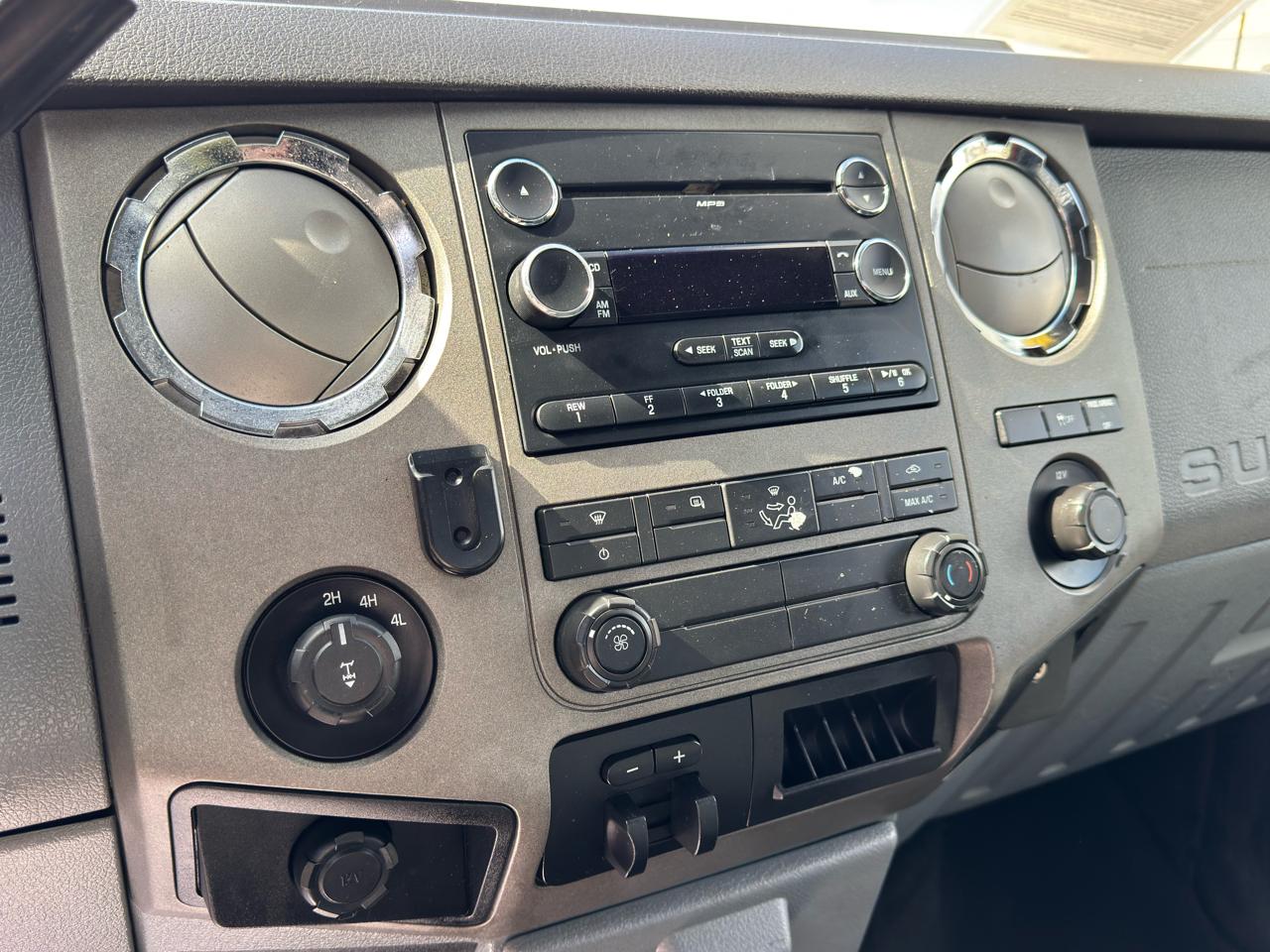 Ford Super Duty F-250 SRW  2011