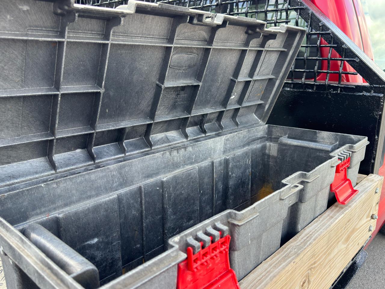 Ford Super Duty F-250 SRW  2011