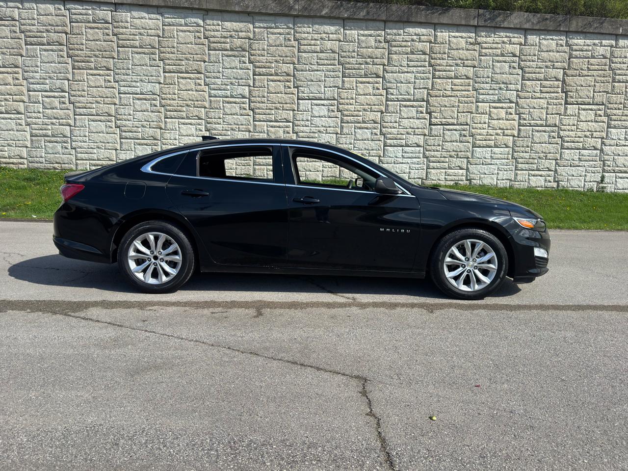 Chevrolet Malibu  2021