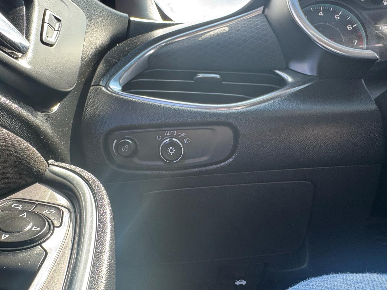 Chevrolet Malibu  2021