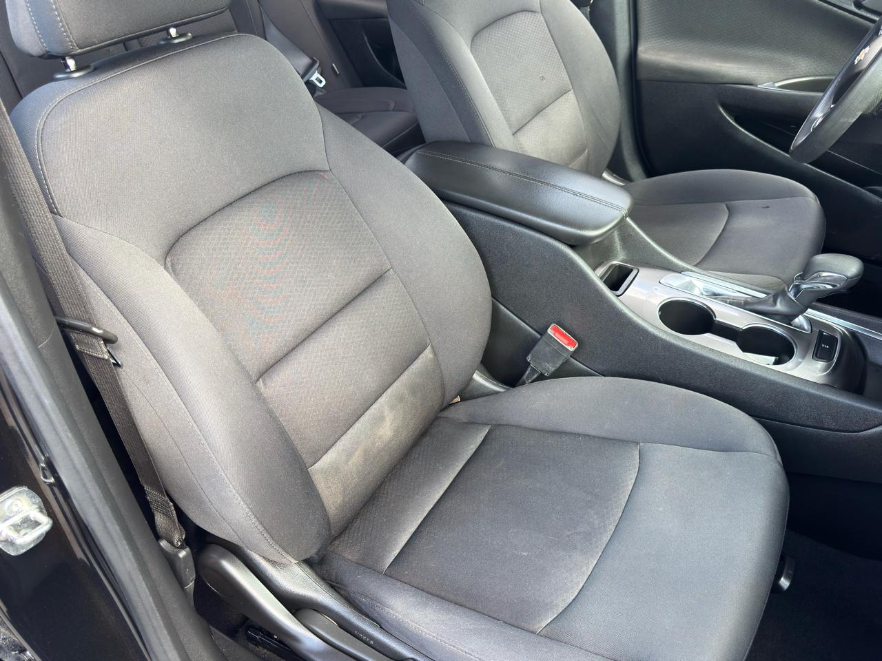 Chevrolet Malibu  2021