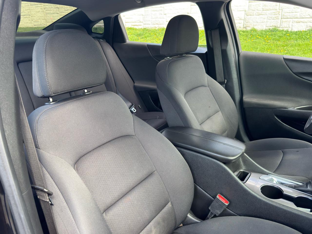 Chevrolet Malibu  2021