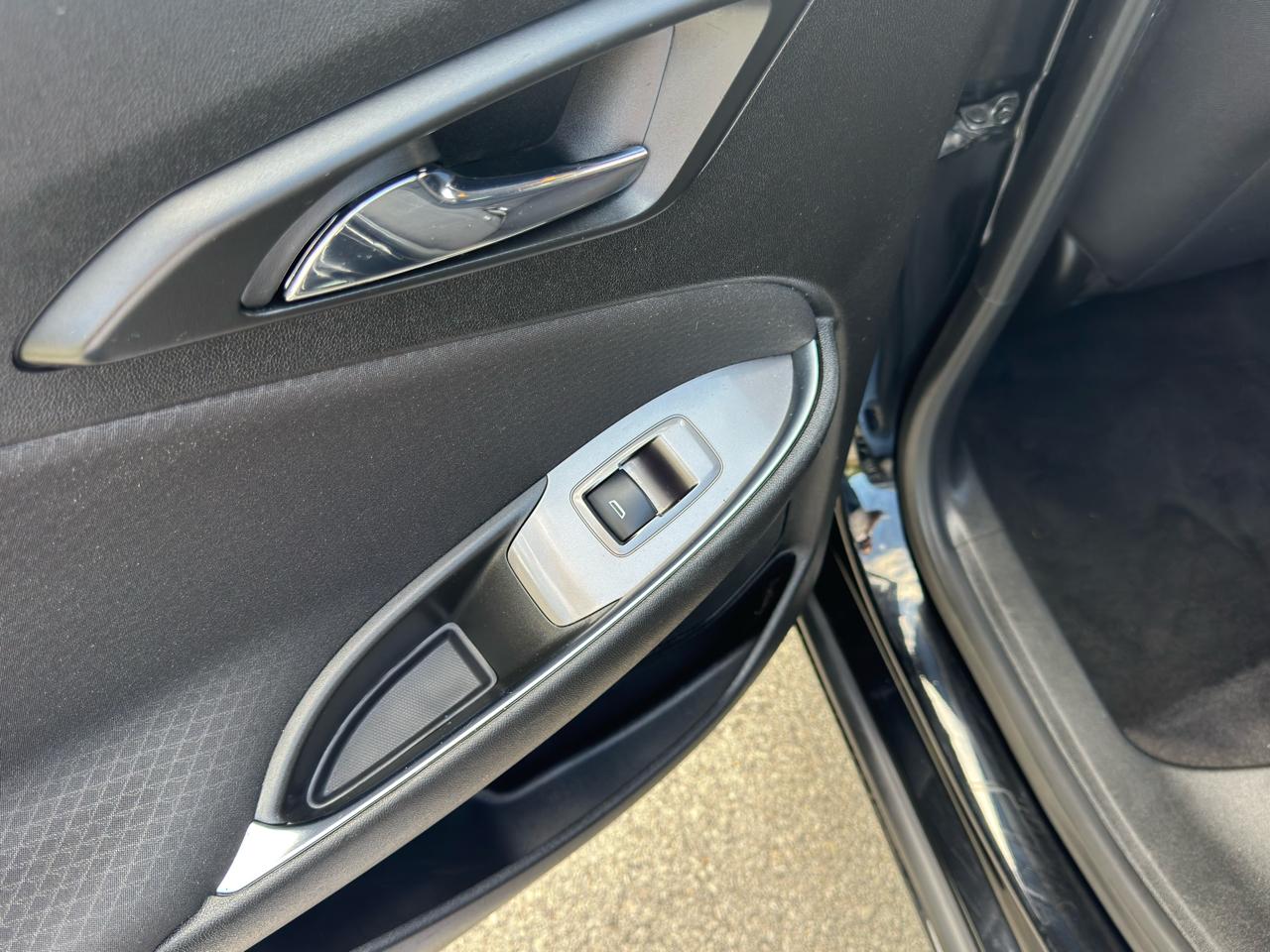 Chevrolet Malibu  2021