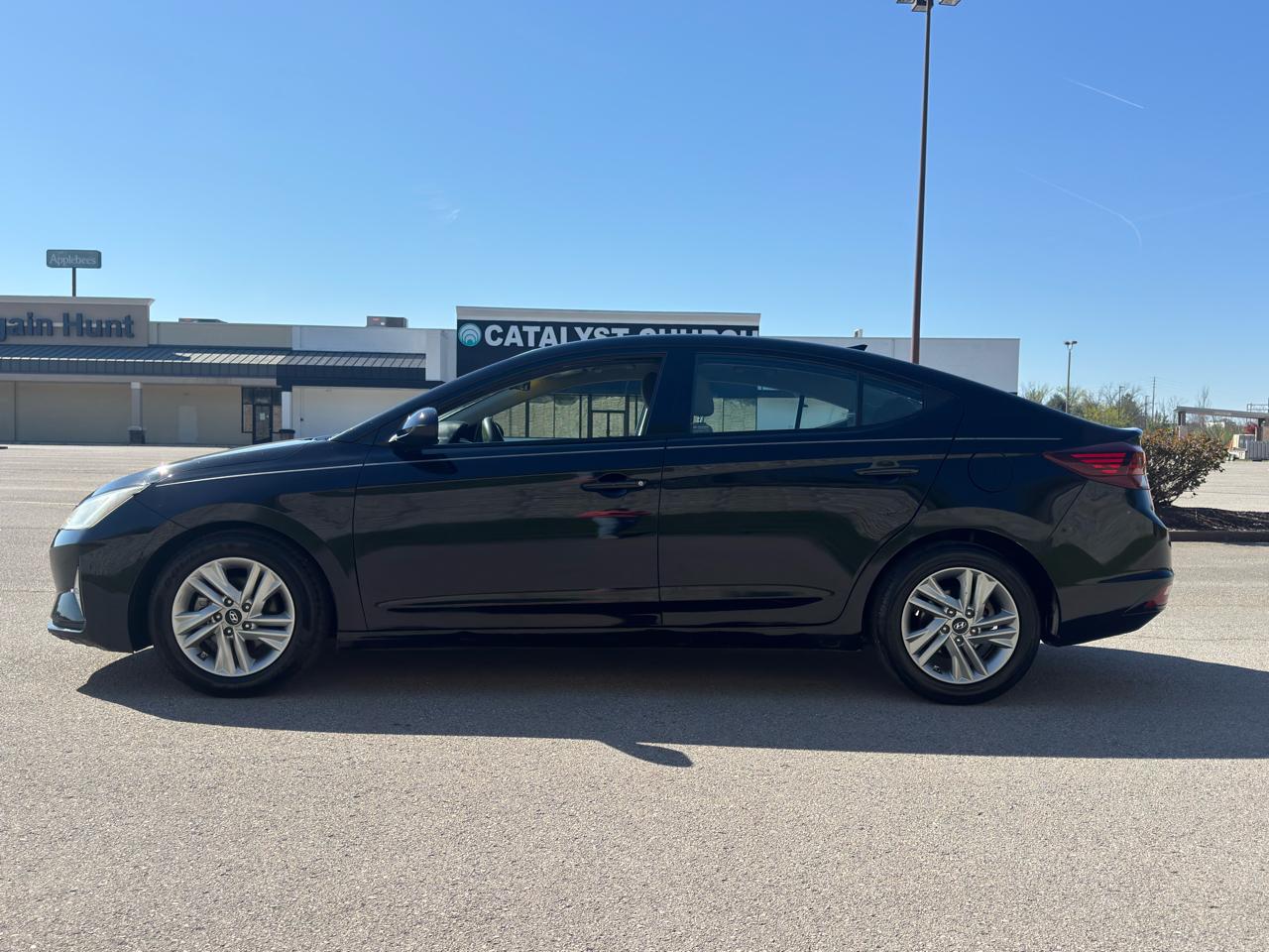 Hyundai Elantra SEL 2020