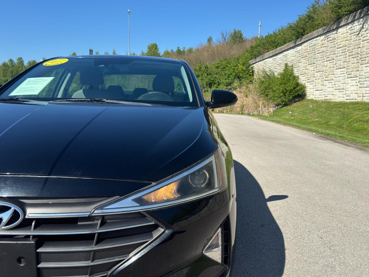 Hyundai Elantra SEL 2020