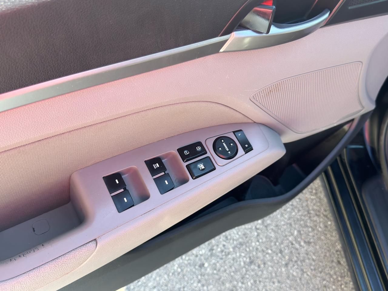 Hyundai Elantra SEL 2020