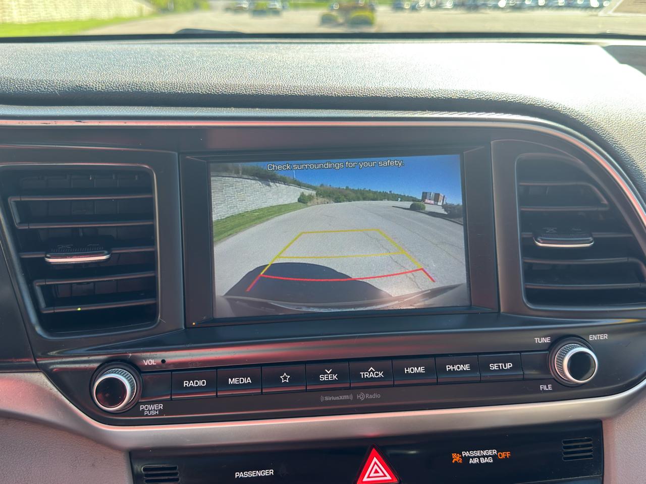 Hyundai Elantra SEL 2020