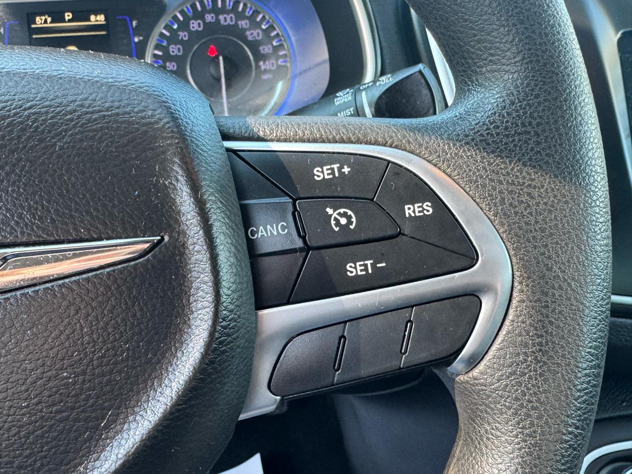 Chrysler 200 Limited FWD 2017