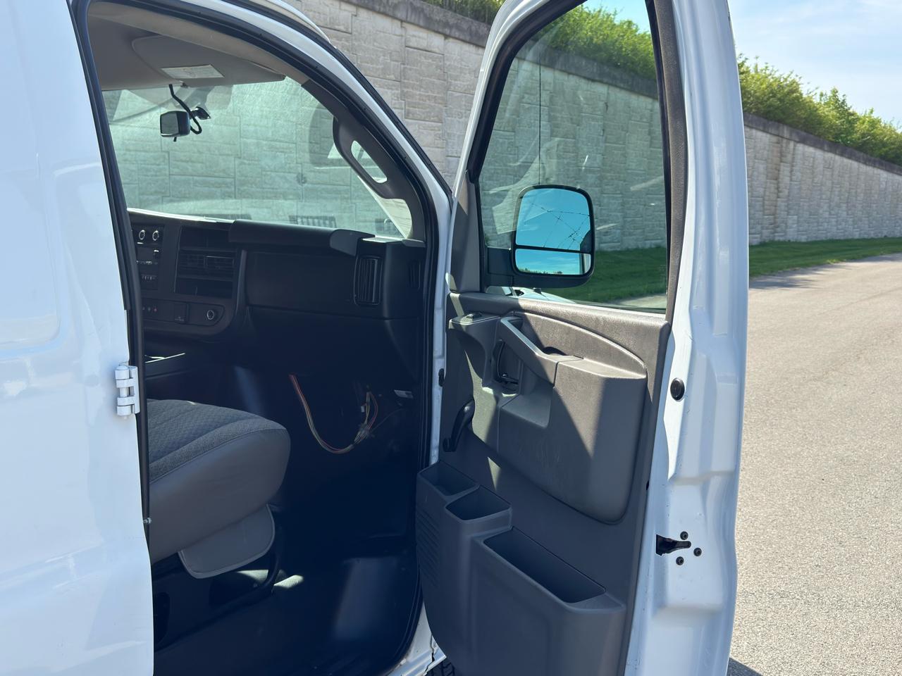 Chevrolet Express Cargo Van  2018