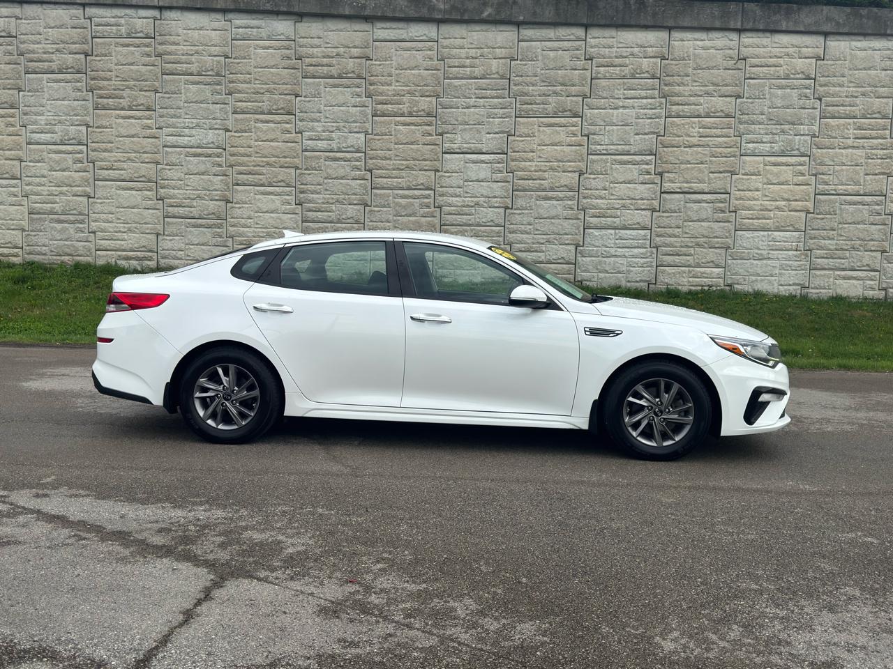 Kia Optima  2019