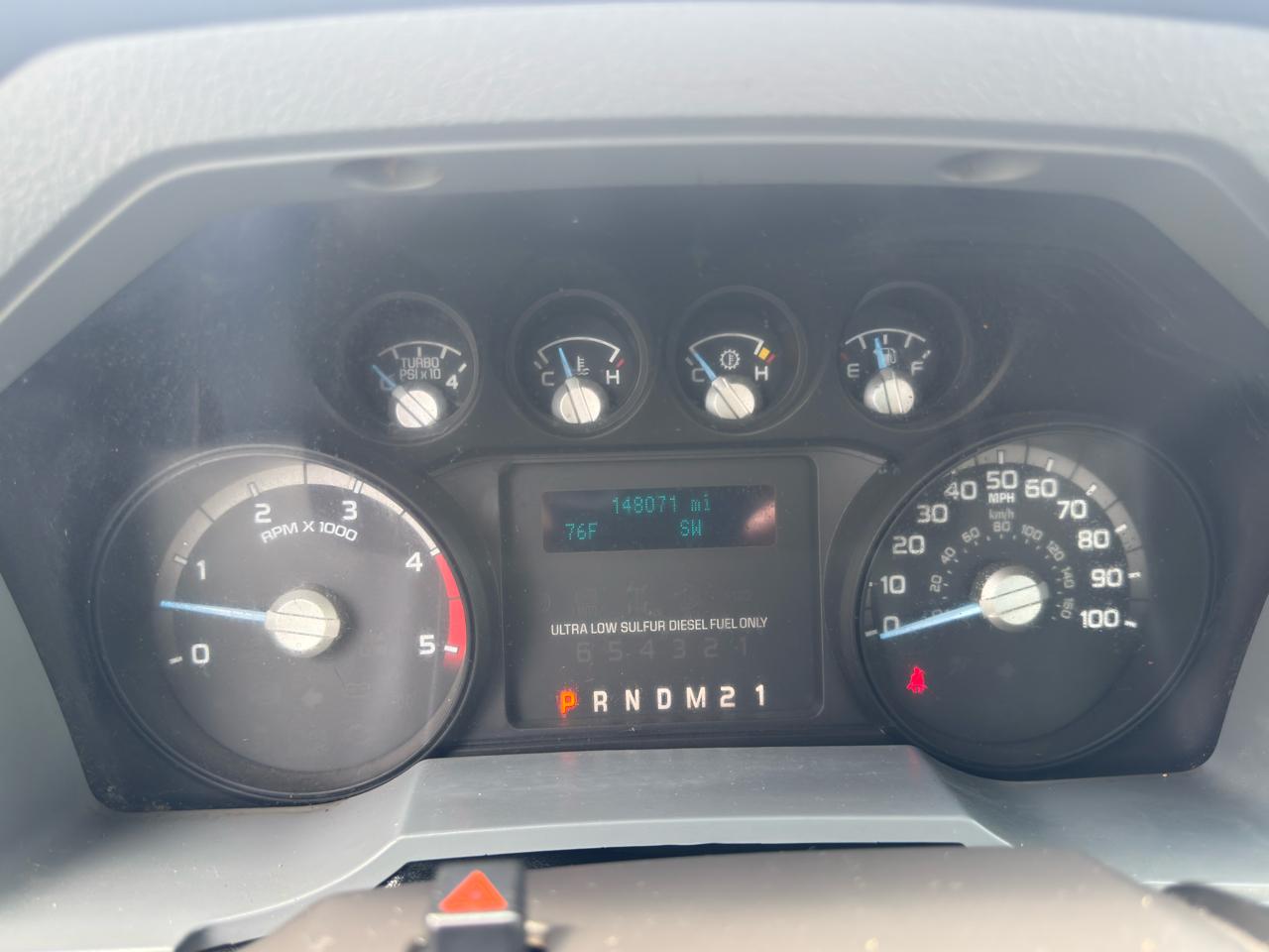 Ford Super Duty F-350 SRW  2015