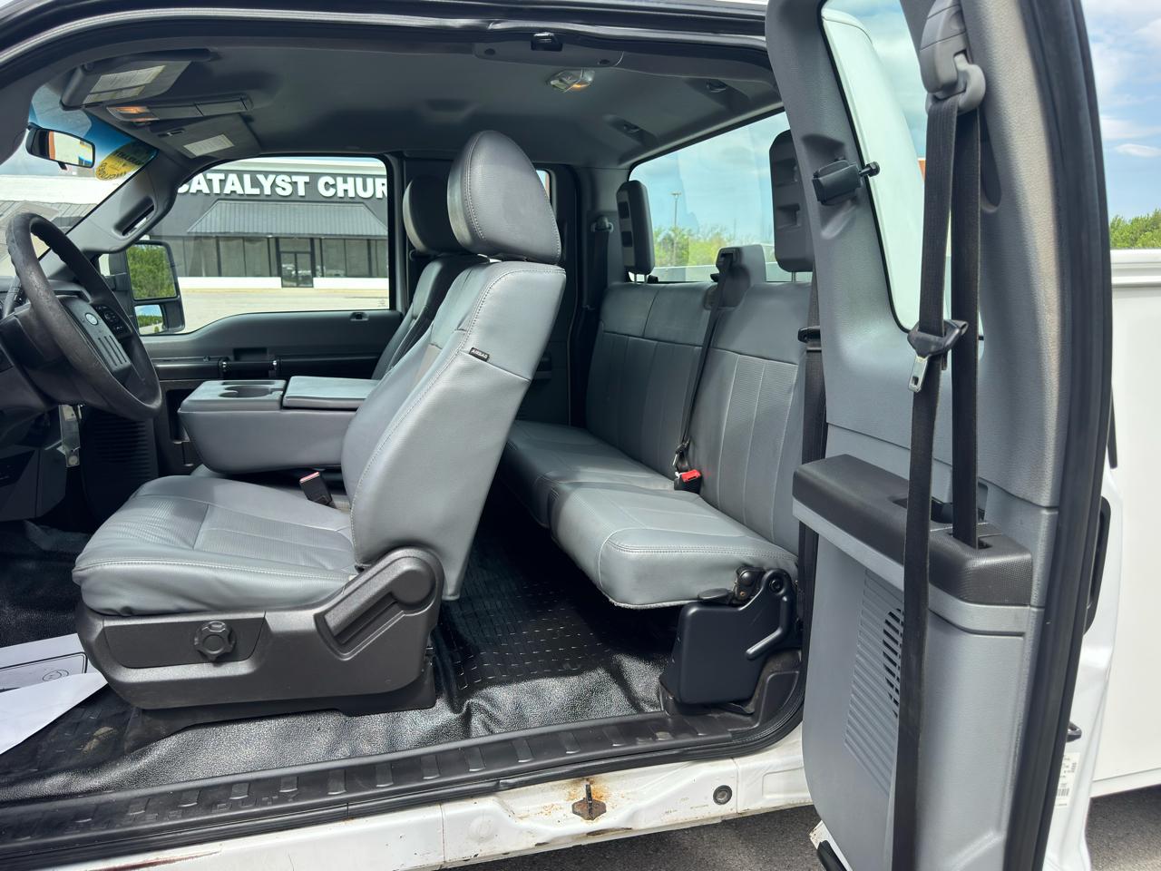 Ford Super Duty F-350 SRW  2015