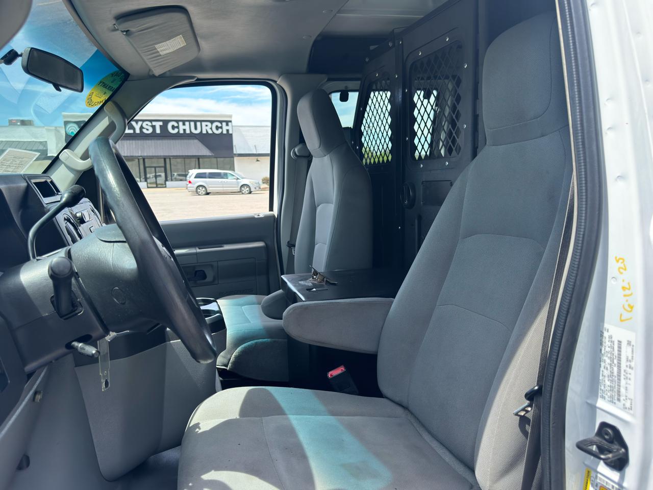 Ford Econoline Cargo Van  2011