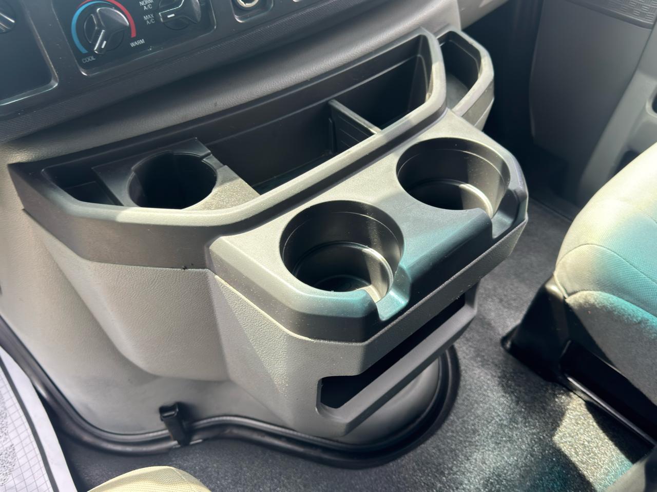 Ford Econoline Cargo Van  2011