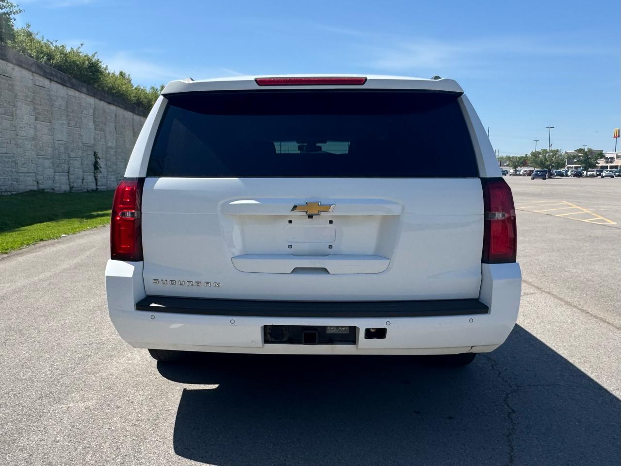 Chevrolet Suburban LS 2019