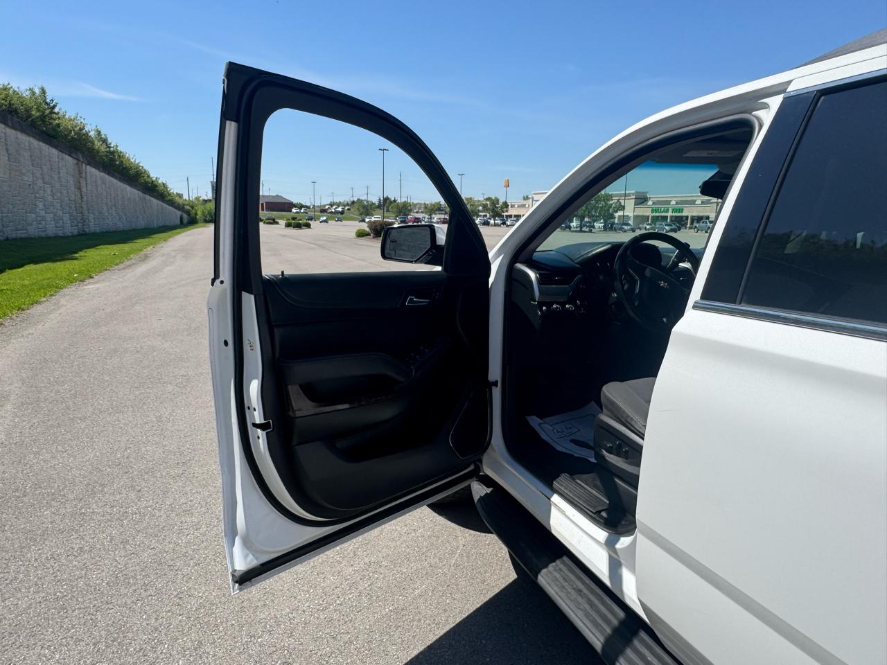 Chevrolet Suburban LS 2019